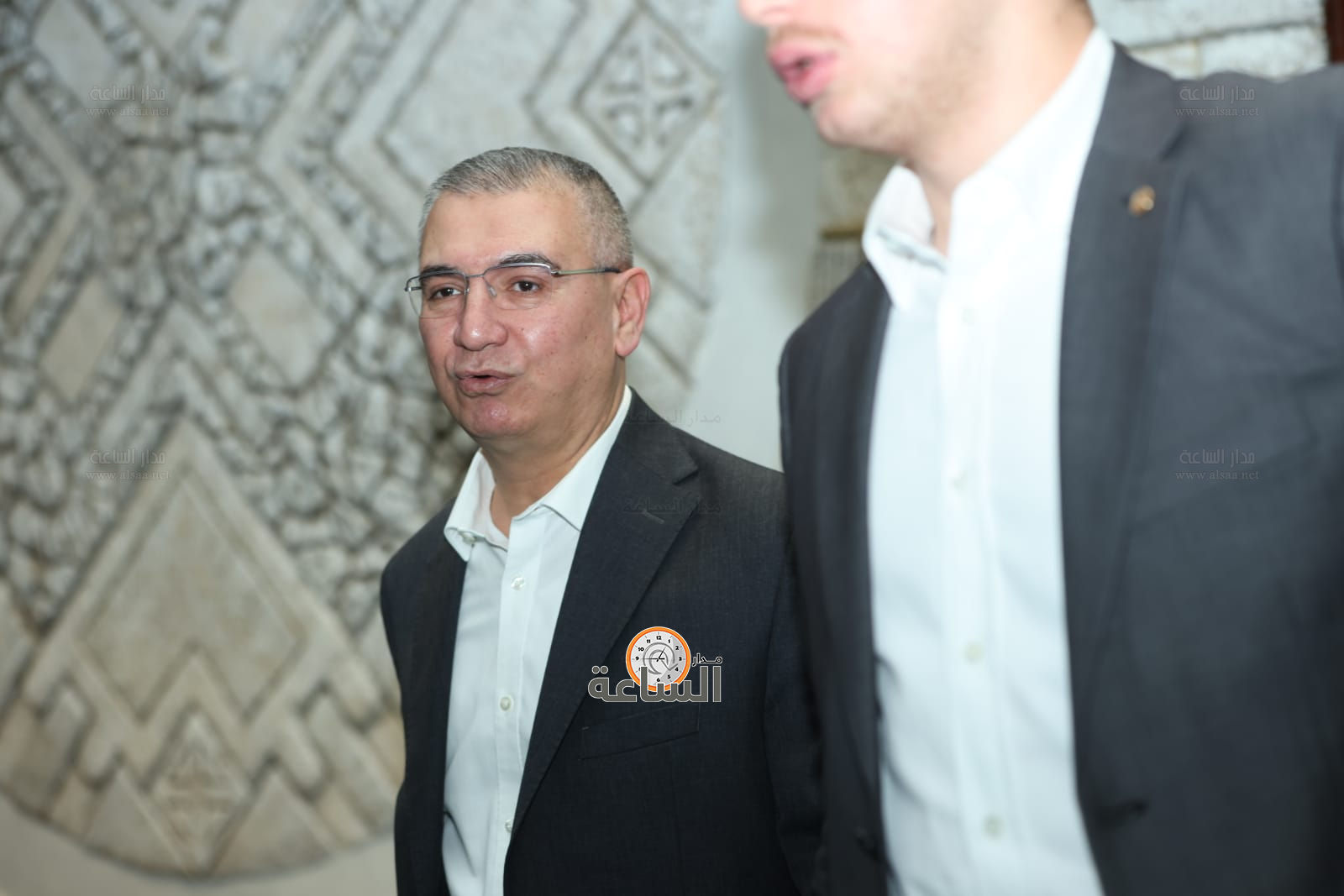 Madar Al-Saa Images 0.3362060653656658