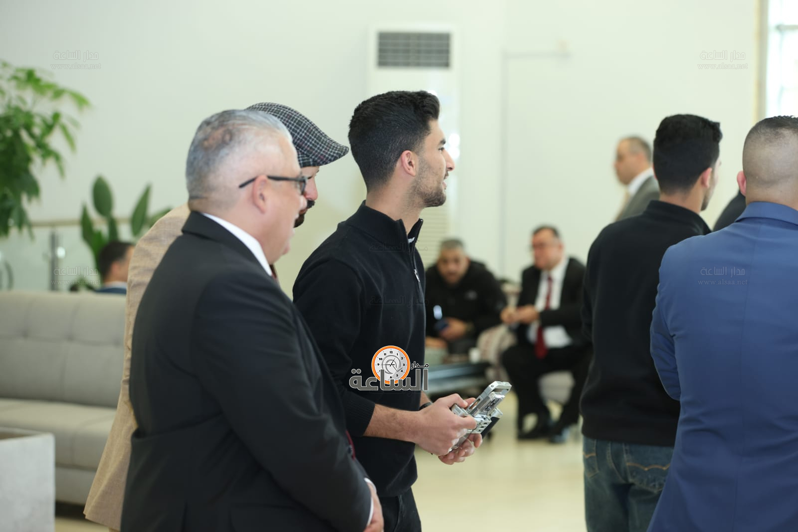 Madar Al-Saa Images 0.18015818110374204