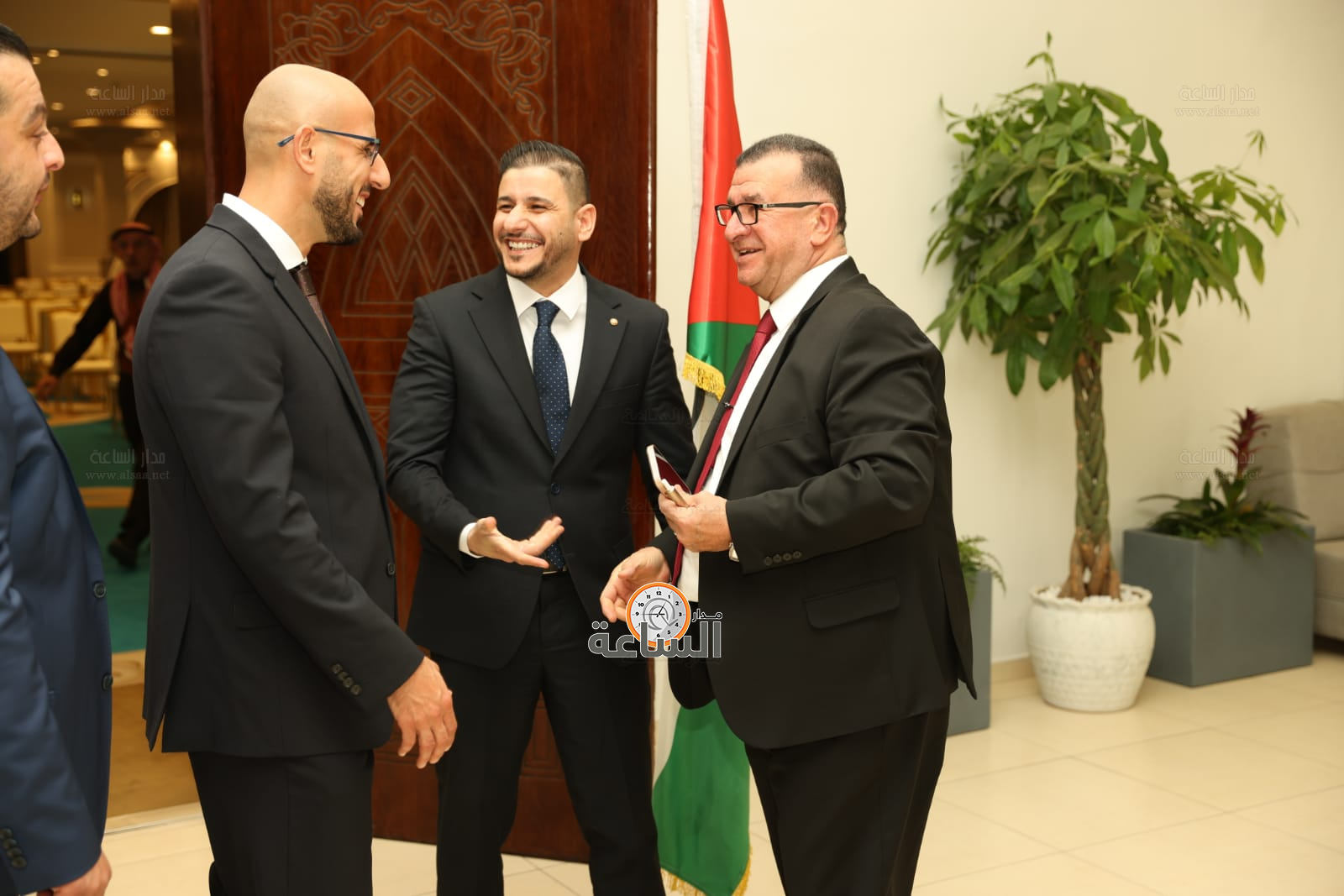 Madar Al-Saa Images 0.08986174795426582