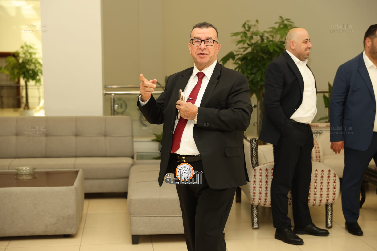 Madar Al-Saa Images 0.031135369588613626