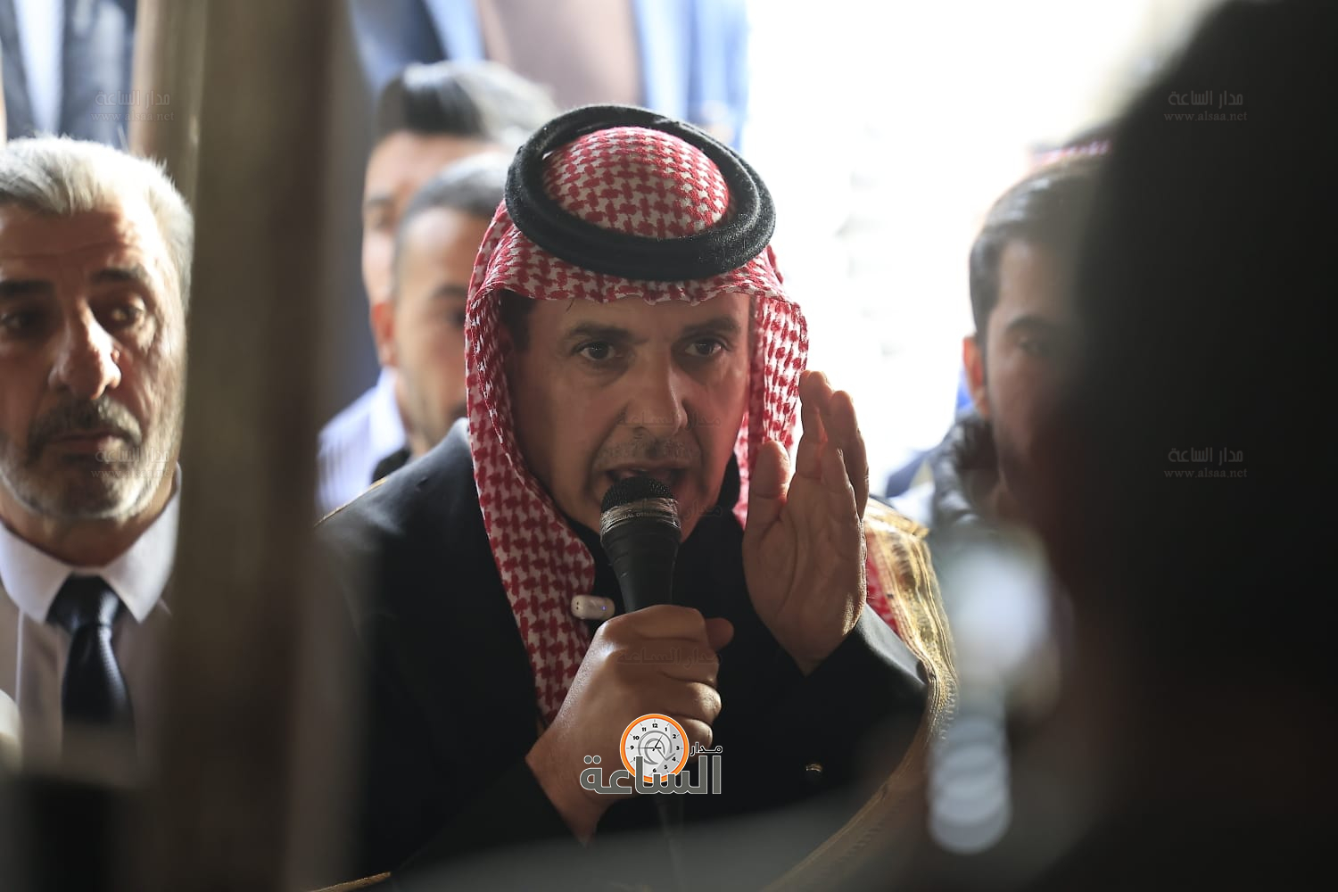 Madar Al-Saa Images 0.06051283643486771