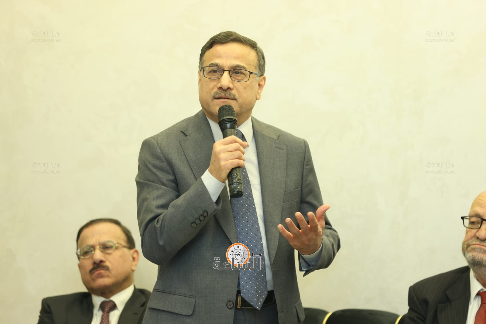 Madar Al-Saa Images 0.32552614968497795