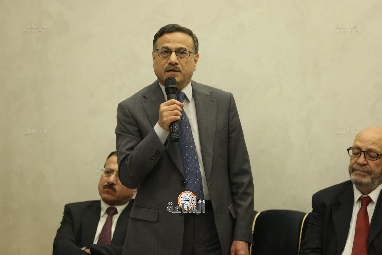 Madar Al-Saa Images 0.5372404702844664