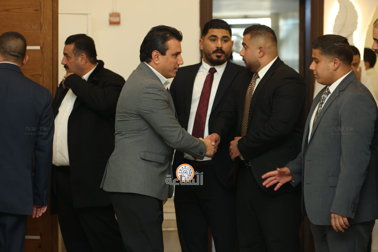 Madar Al-Saa Images 0.6106632119602752