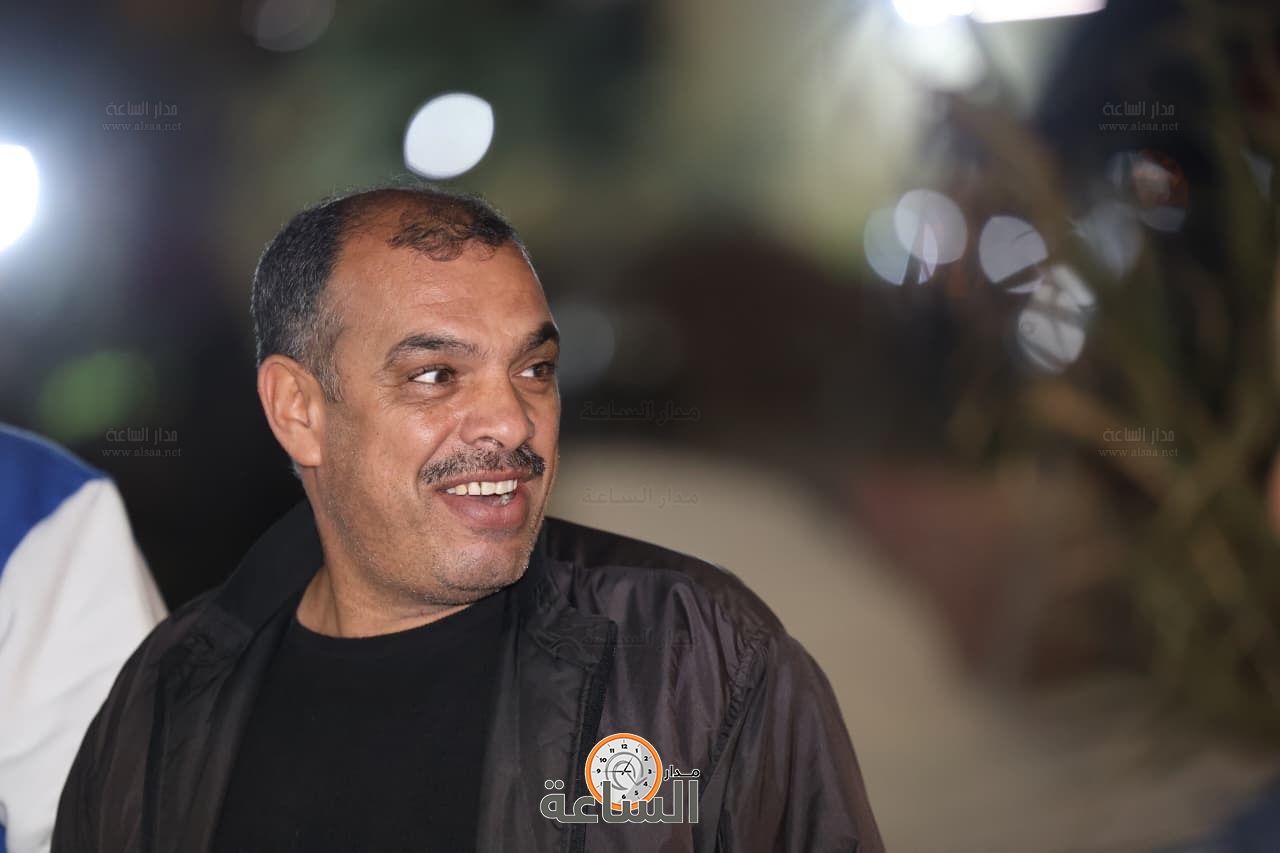 Madar Al-Saa Images 0.049622434797134796