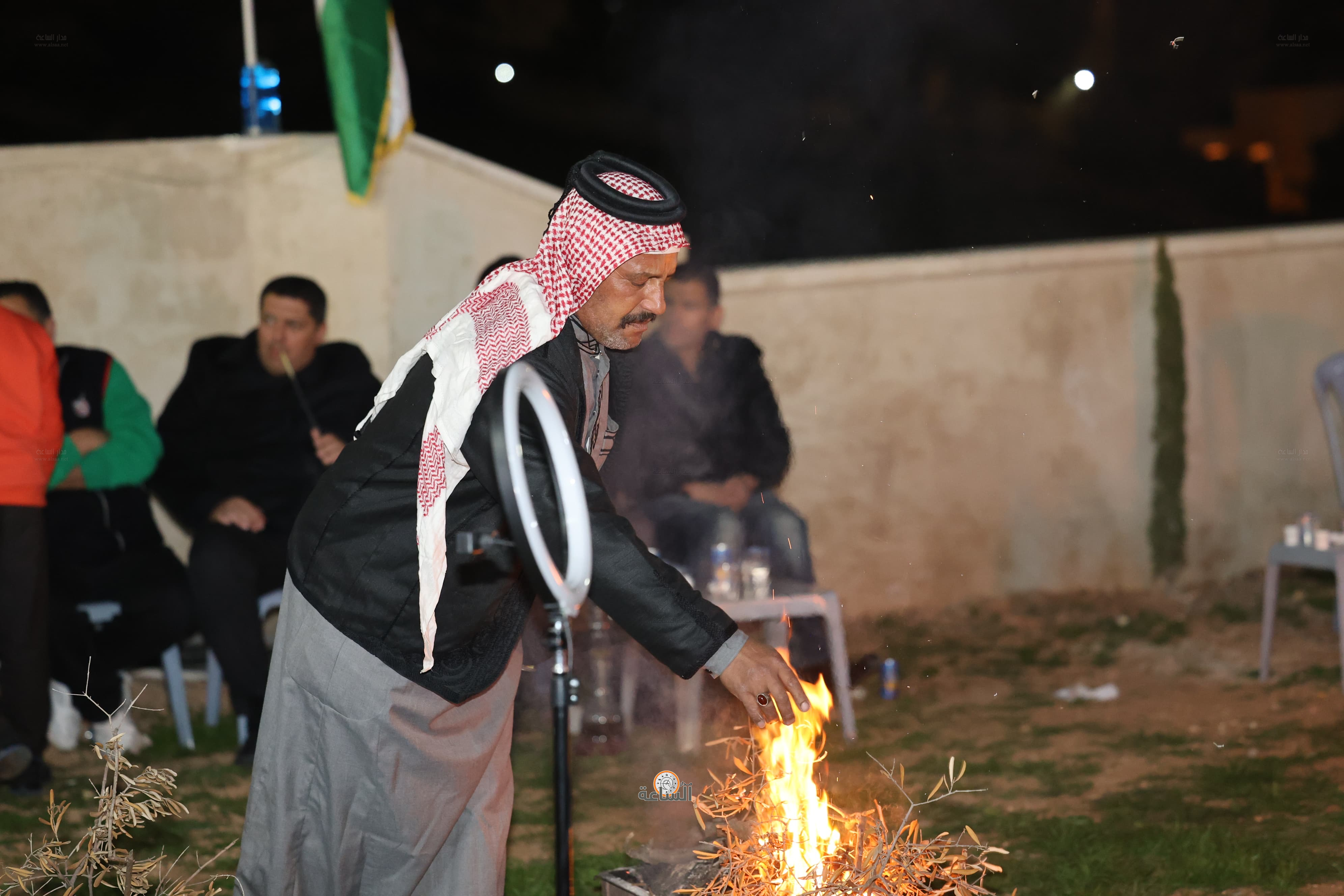 Madar Al-Saa Images 0.8051508407681706