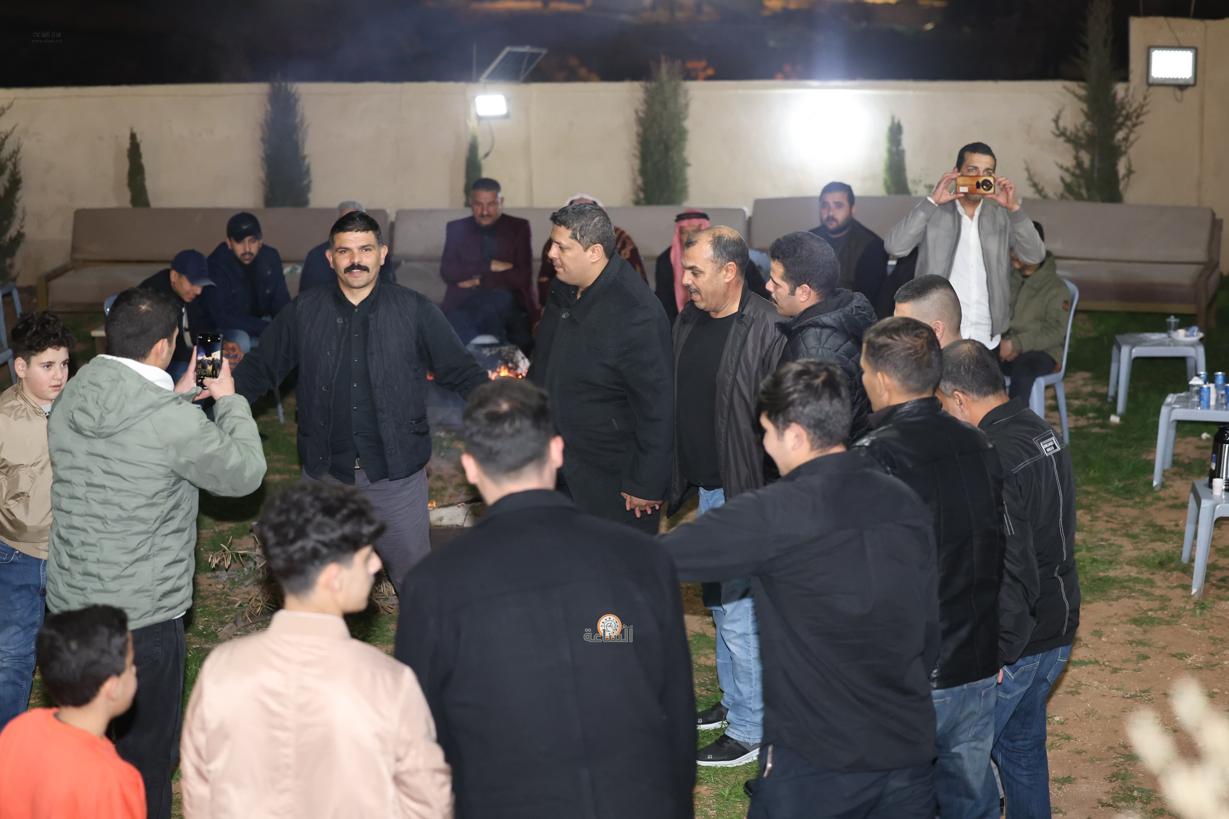 Madar Al-Saa Images 0.39997784874660935