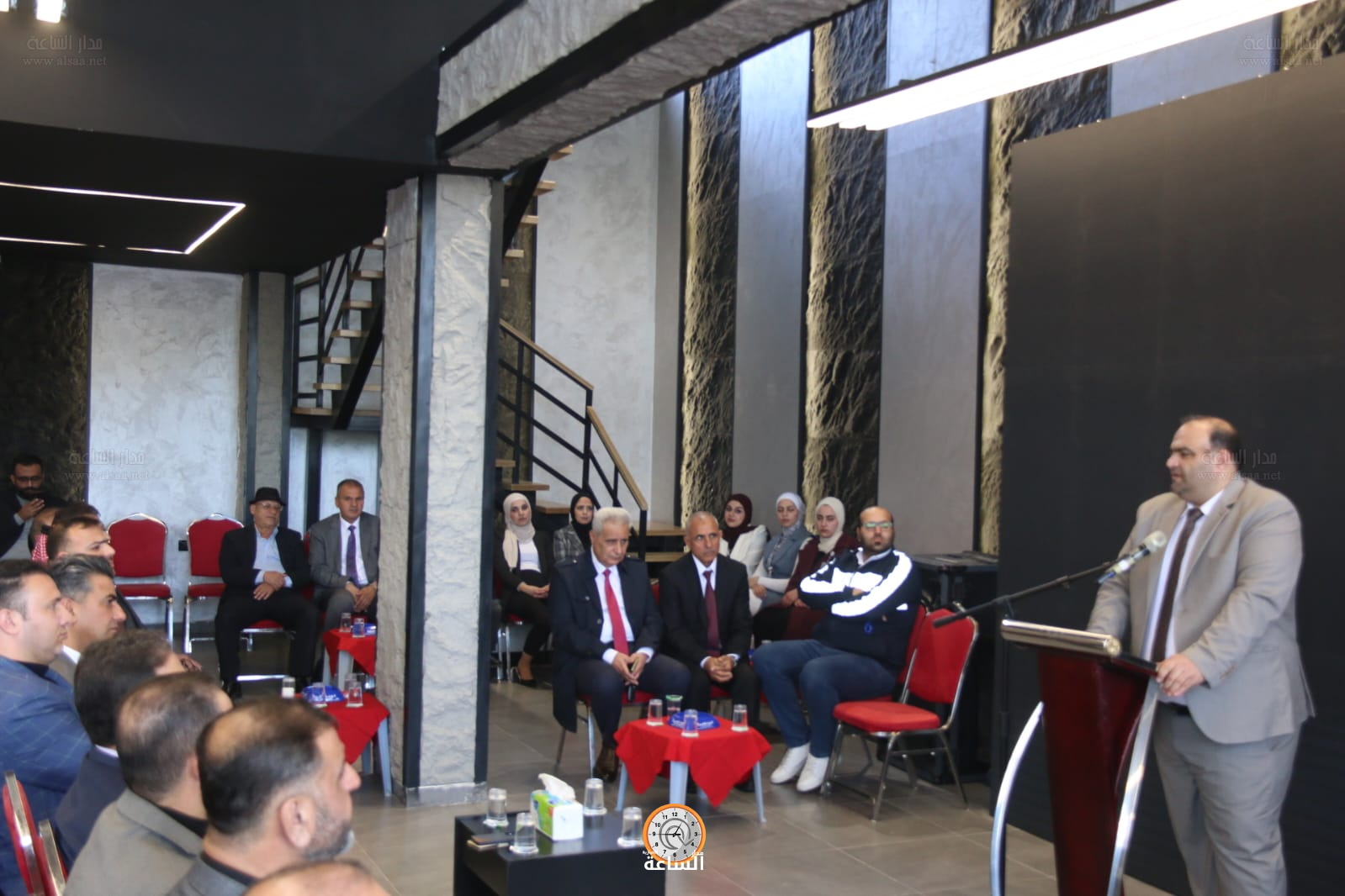 Madar Al-Saa Images 0.5699817144091465