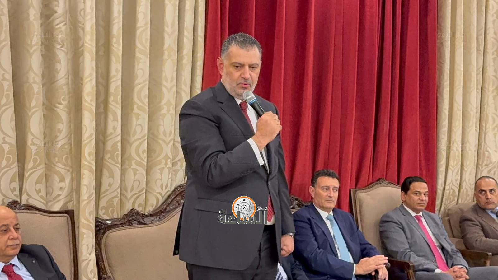 Madar Al-Saa Images 0.4517676332760976