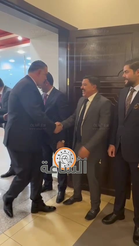 Madar Al-Saa Images 0.9985037386656338