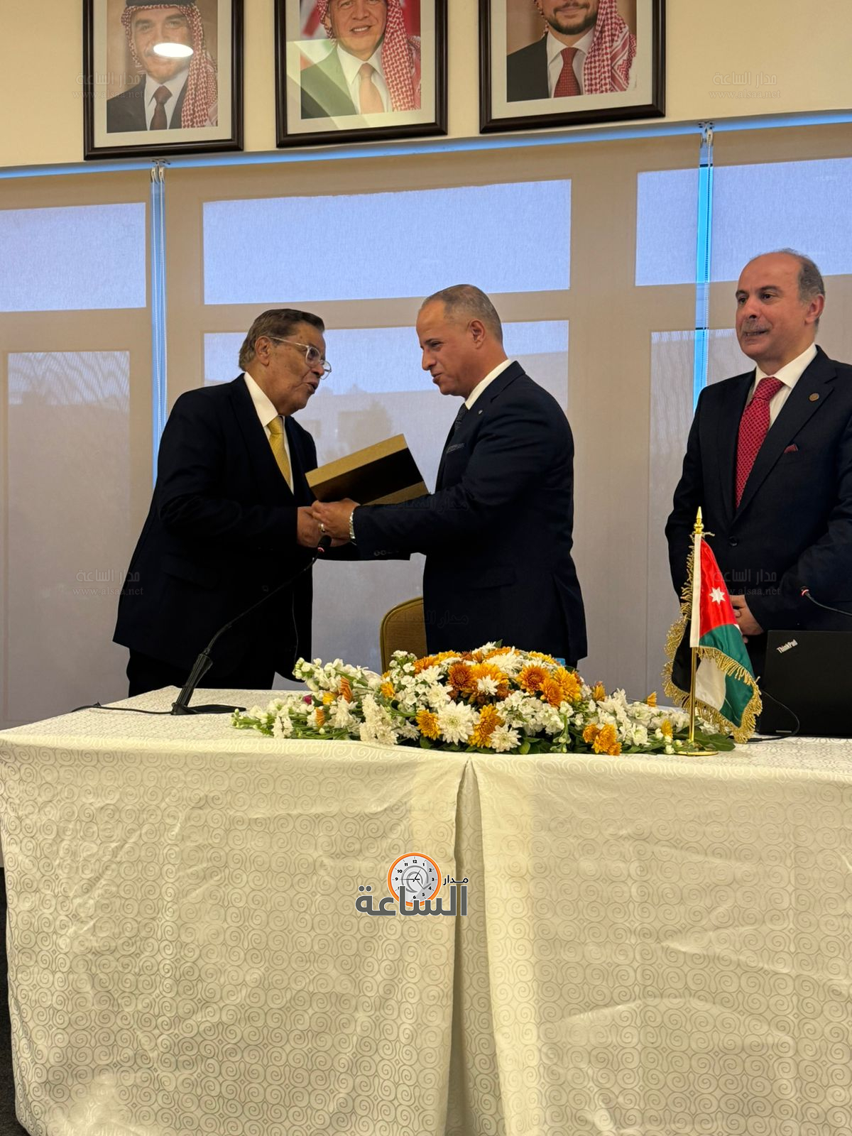 Madar Al-Saa Images 0.3190800457753121