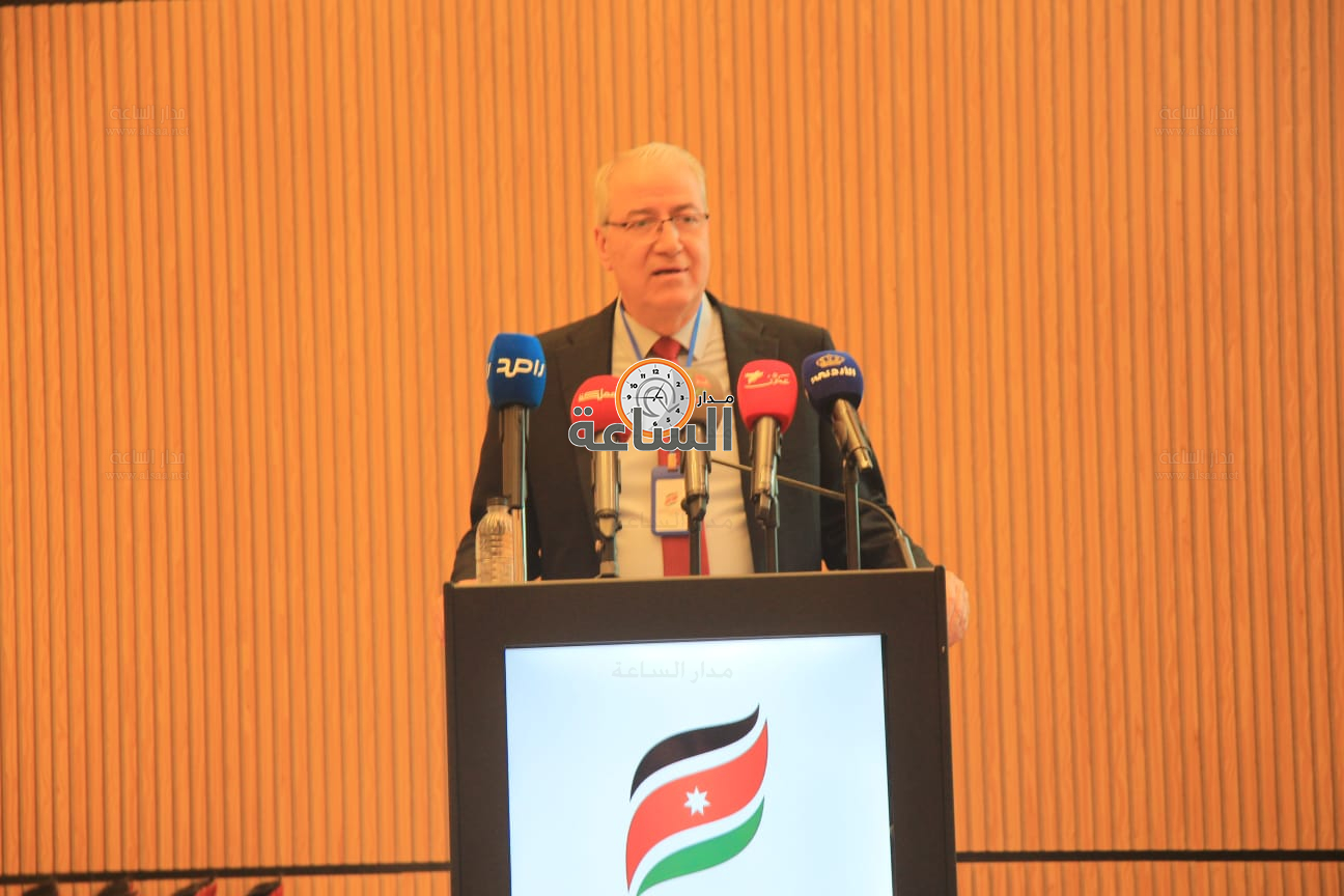 Madar Al-Saa Images 0.5138029702763212