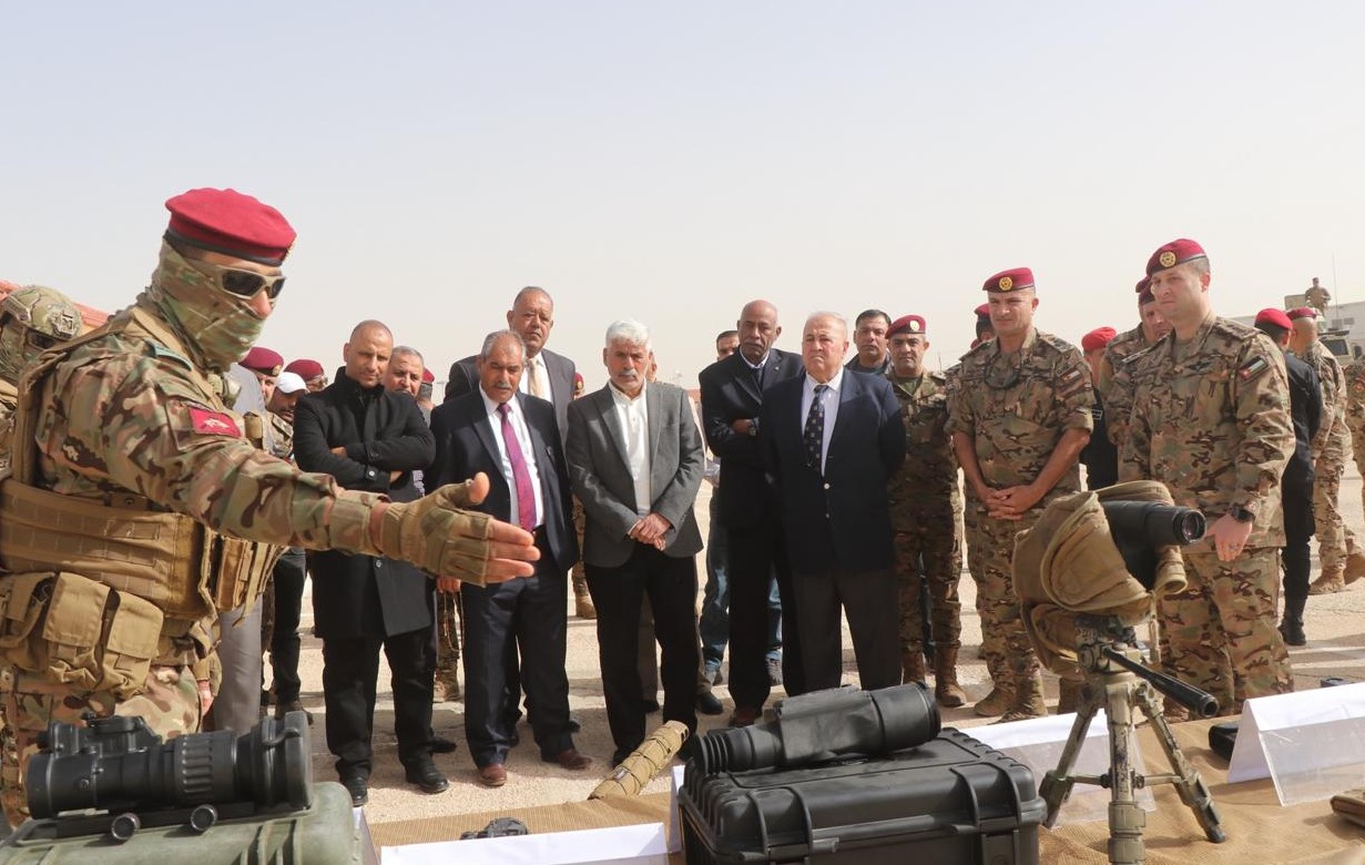 Madar Al-Saa Images 0.16919271297170047