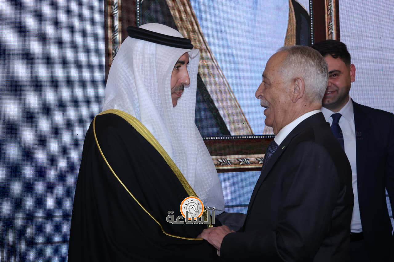 Madar Al-Saa Images 0.43834875736212453