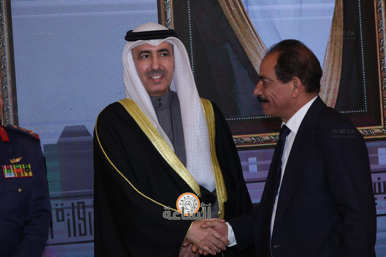 Madar Al-Saa Images 0.18490244664753197