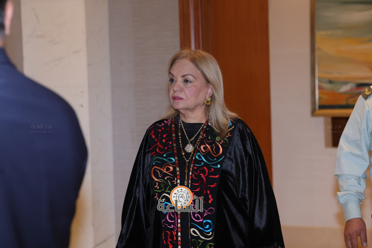 Madar Al-Saa Images 0.716382887859391