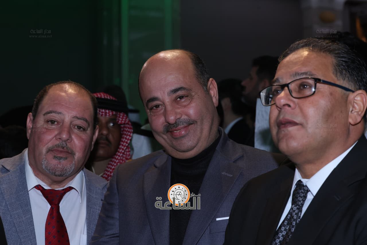 Madar Al-Saa Images 0.39114088825091964