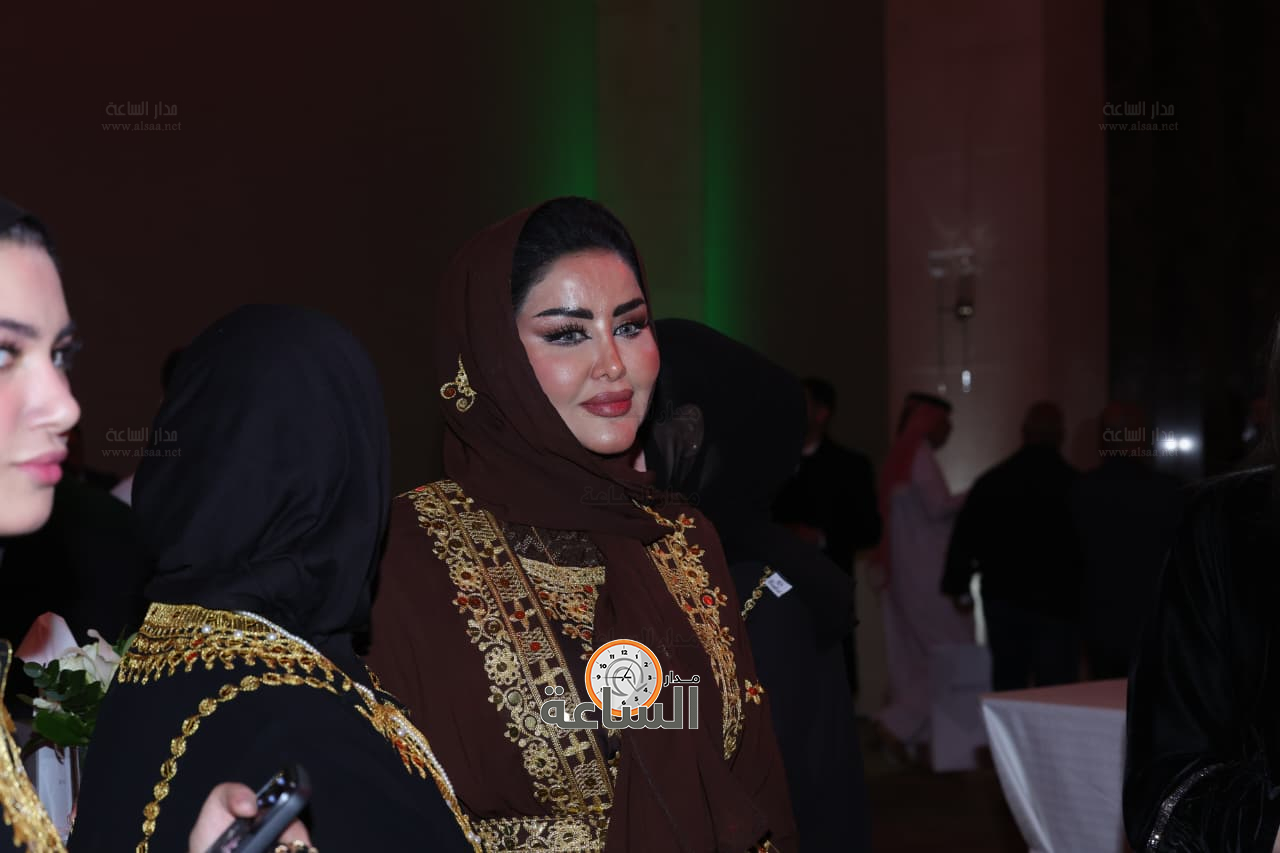 Madar Al-Saa Images 0.14365899766013257