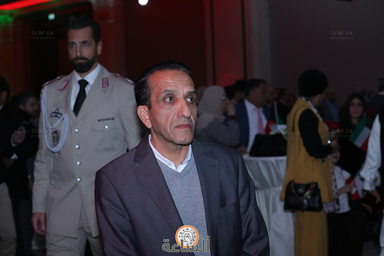 Madar Al-Saa Images 0.13478475397708778