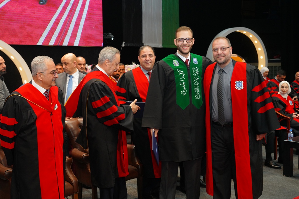 Madar Al-Saa Images 0.47817468886480374