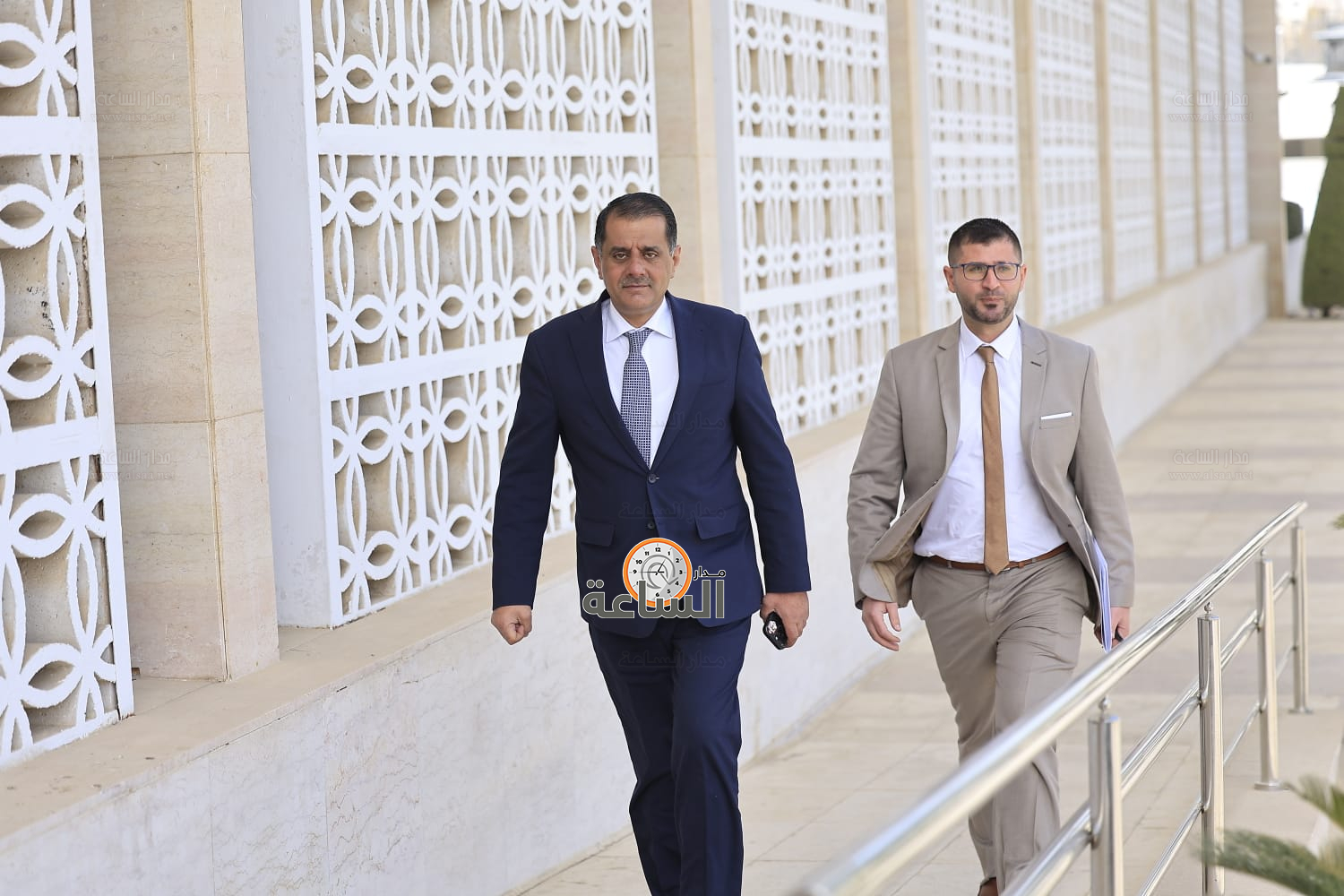 Madar Al-Saa Images 0.4695915947348128