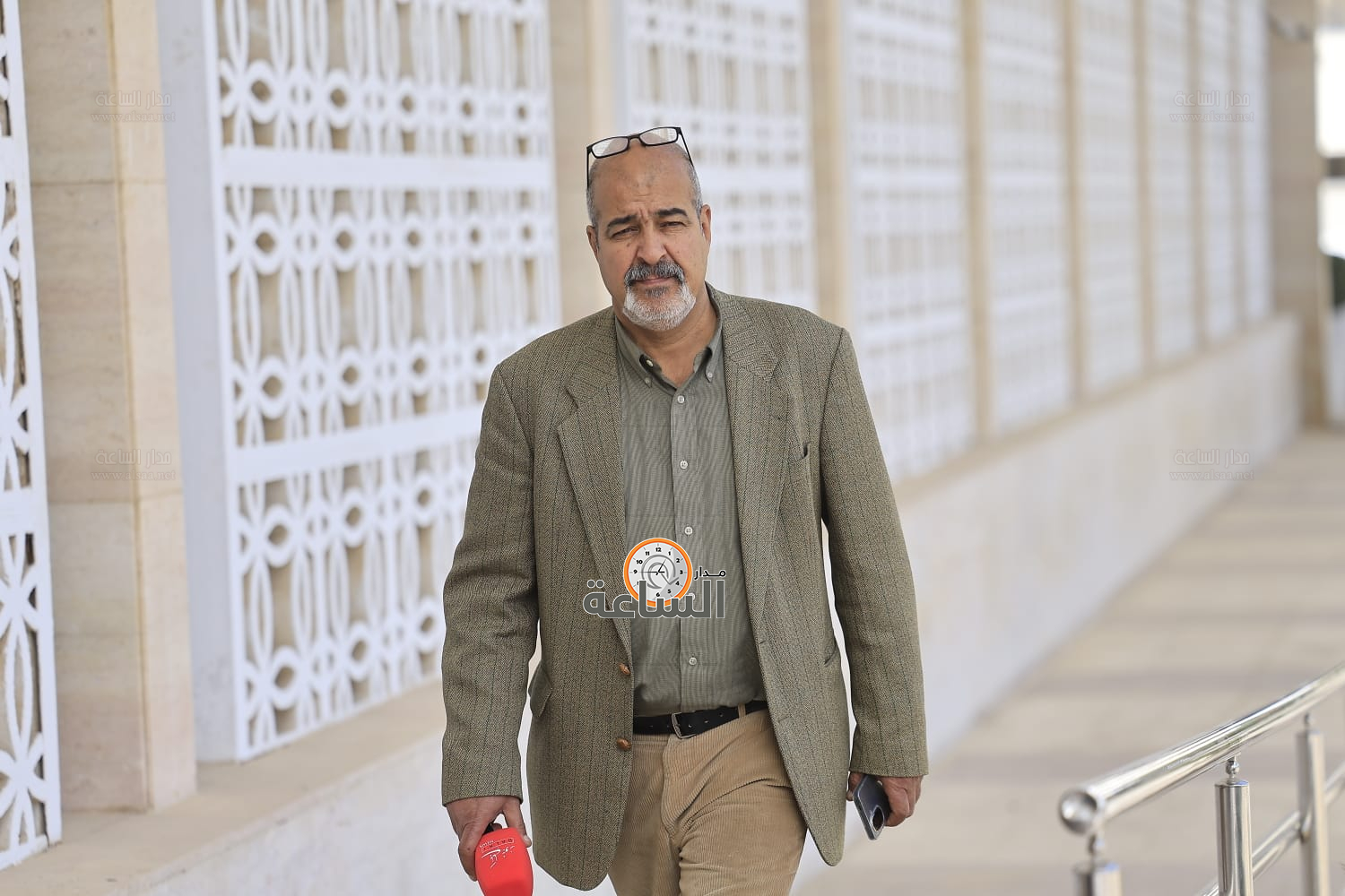 Madar Al-Saa Images 0.8229701865731592