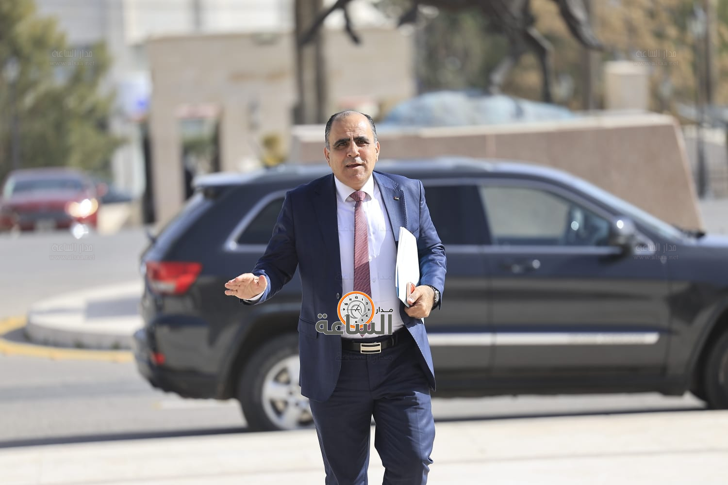 Madar Al-Saa Images 0.43909432624973843