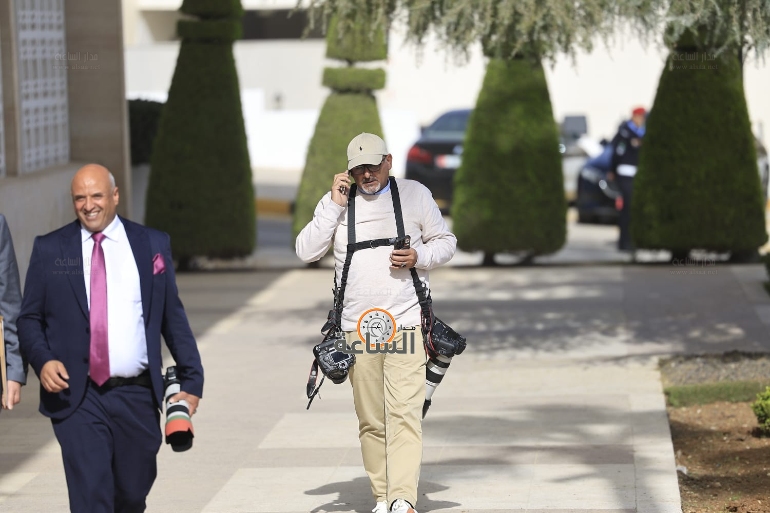 Madar Al-Saa Images 0.8290591596188289