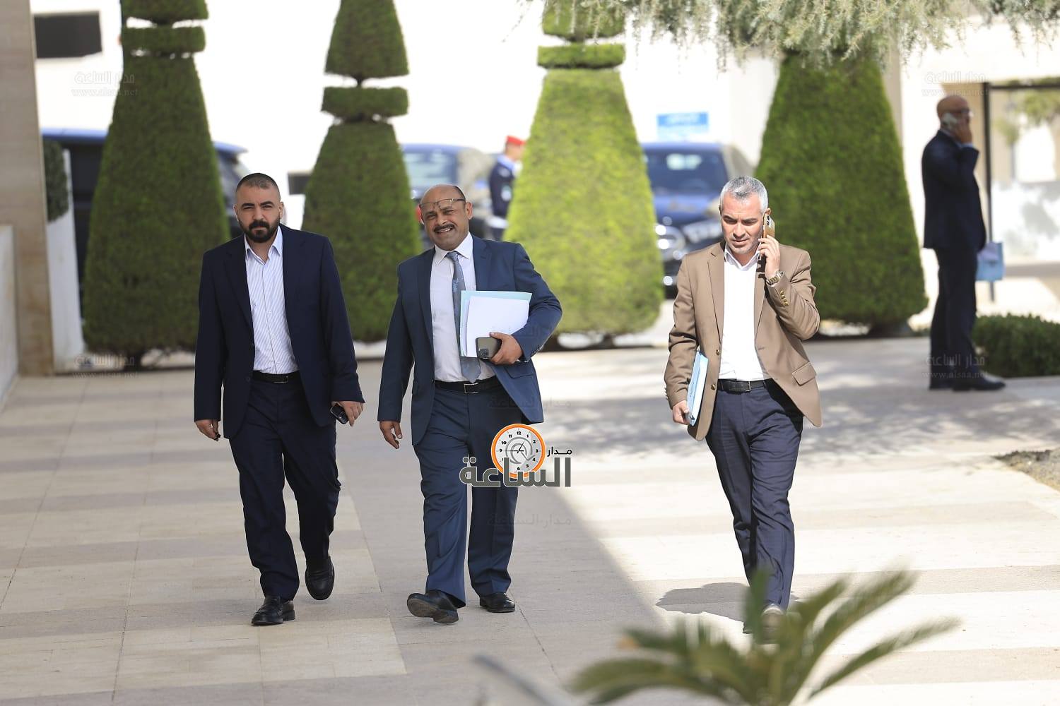 Madar Al-Saa Images 0.6702303043994295