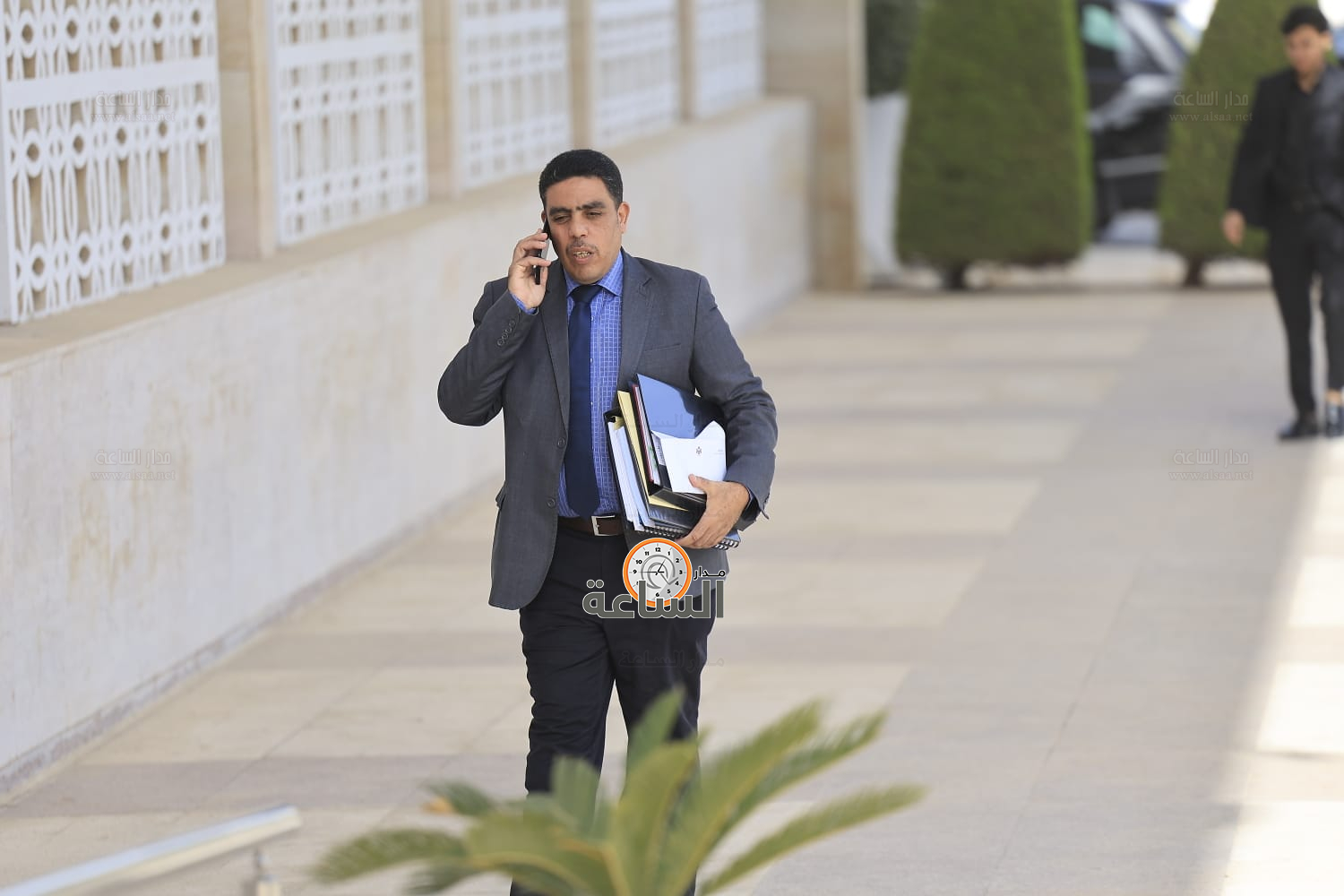 Madar Al-Saa Images 0.8357258579967675