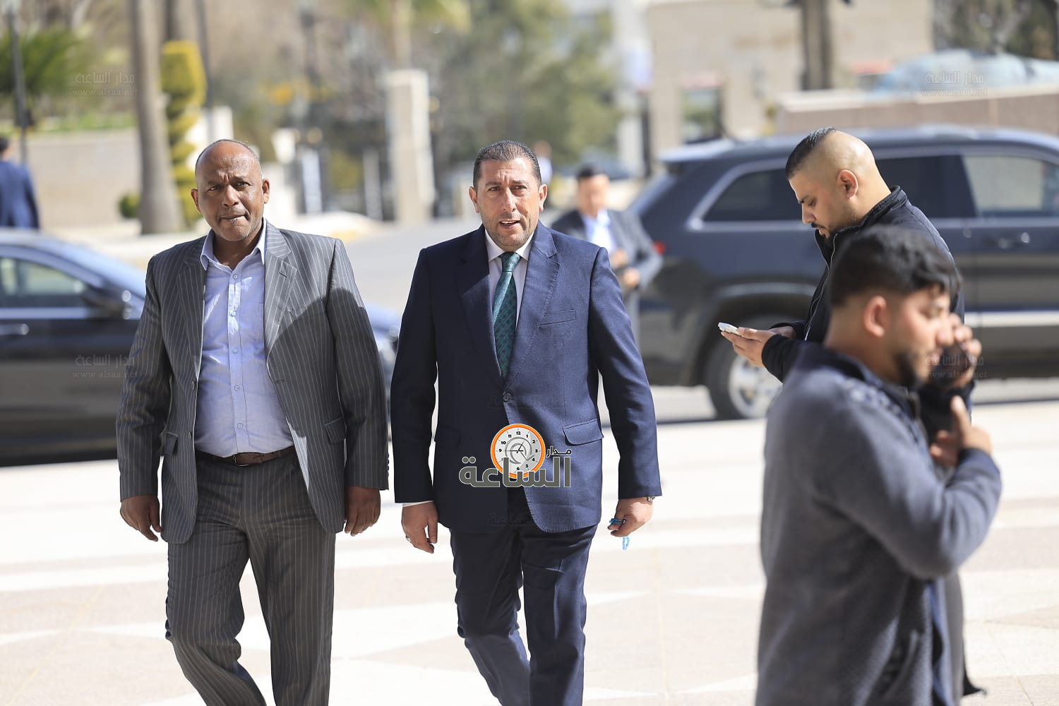 Madar Al-Saa Images 0.4078783215488482