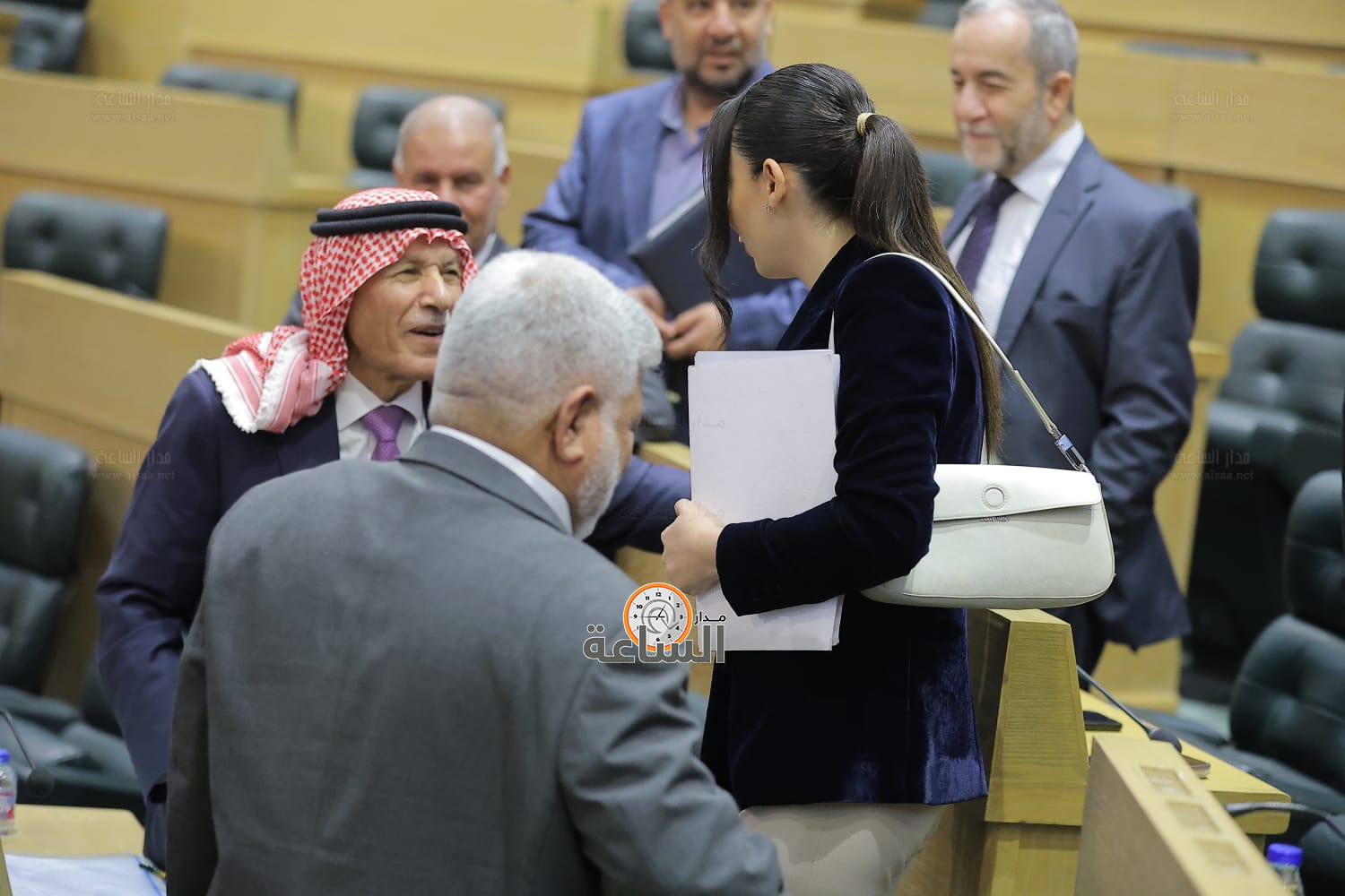 Madar Al-Saa Images 0.0816874754353909