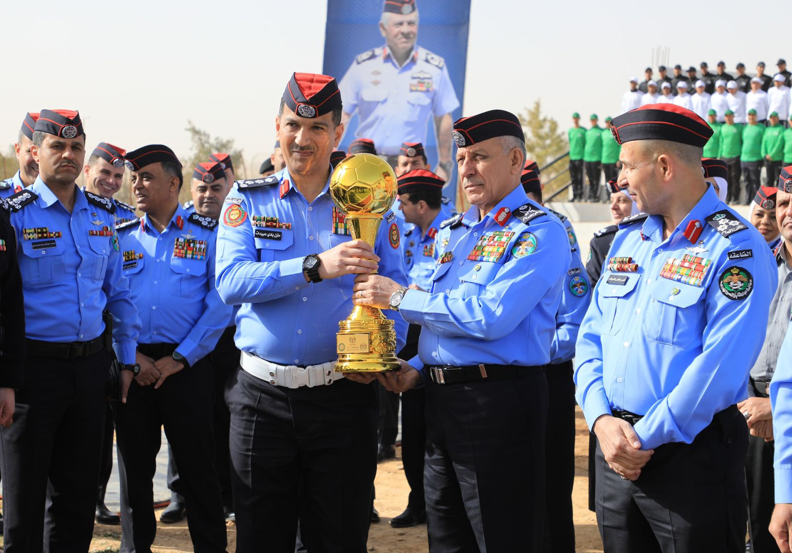 Madar Al-Saa Images 0.30106701721608586