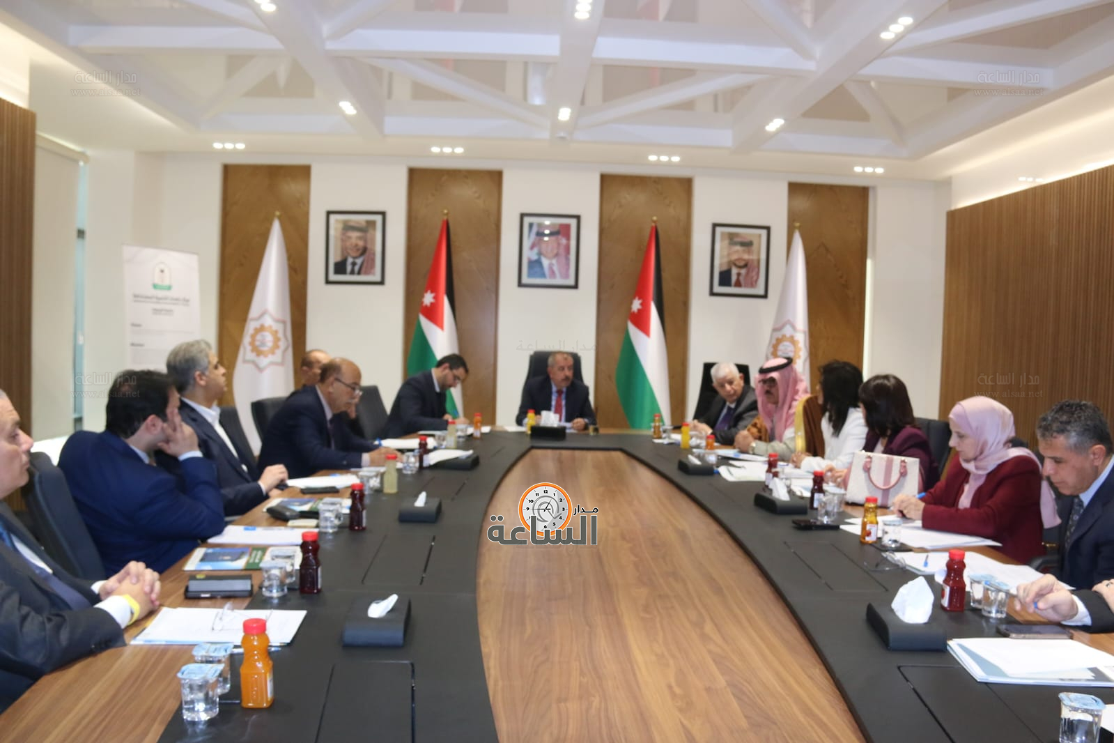 Madar Al-Saa Images 0.5722091432384725