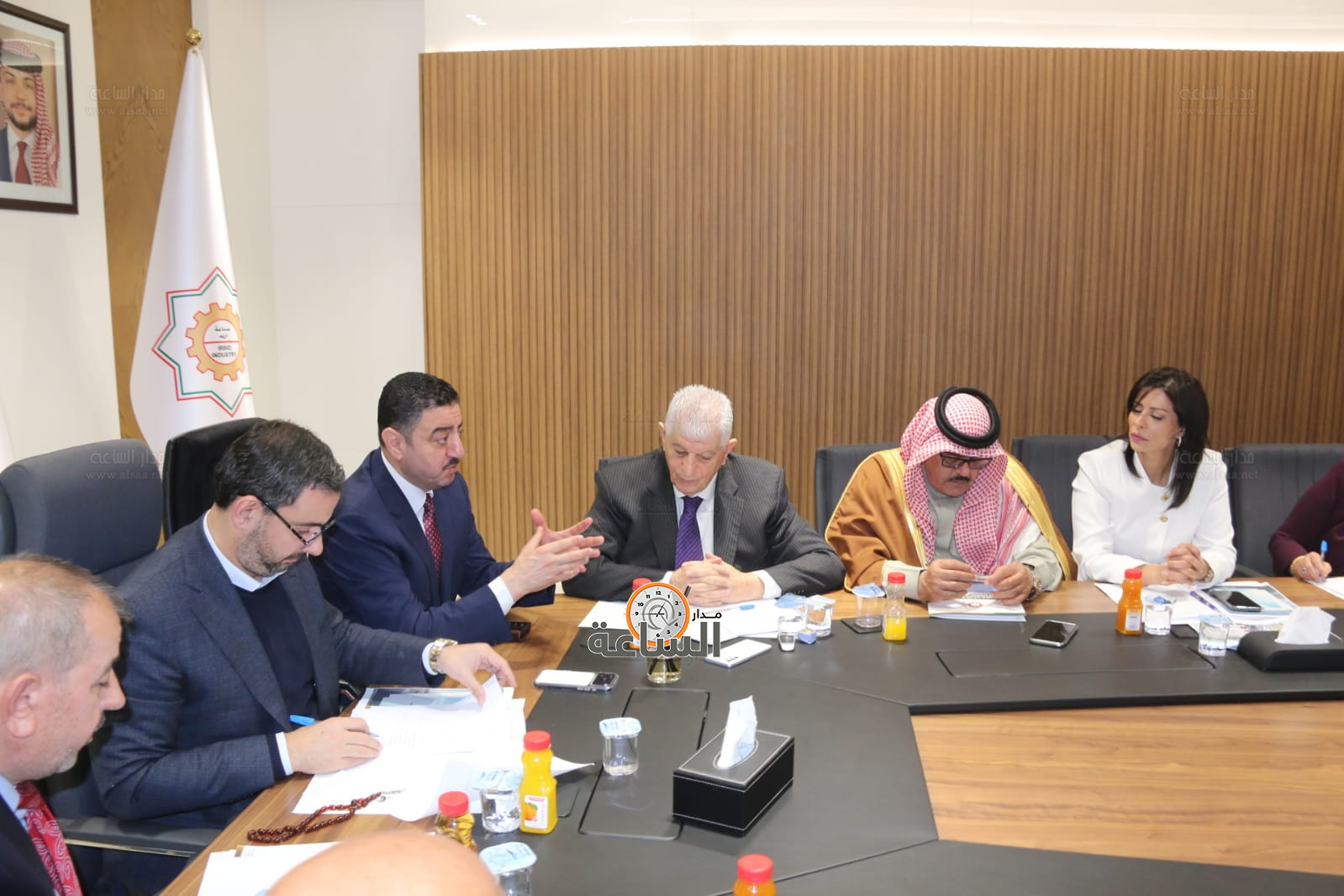 Madar Al-Saa Images 0.5569993727149967