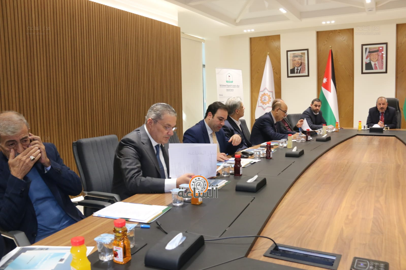 Madar Al-Saa Images 0.028556537217932054