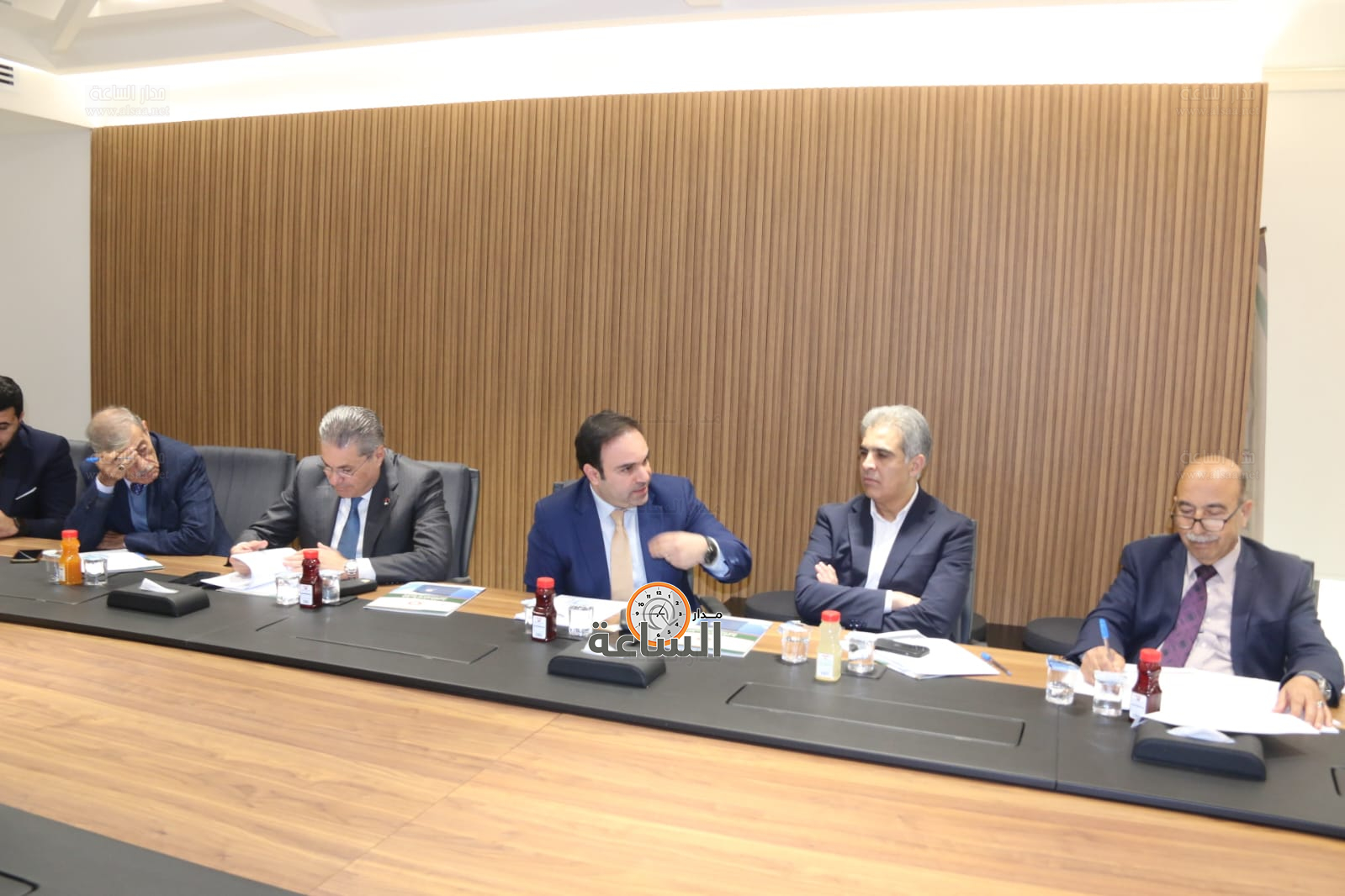 Madar Al-Saa Images 0.44347226240756654