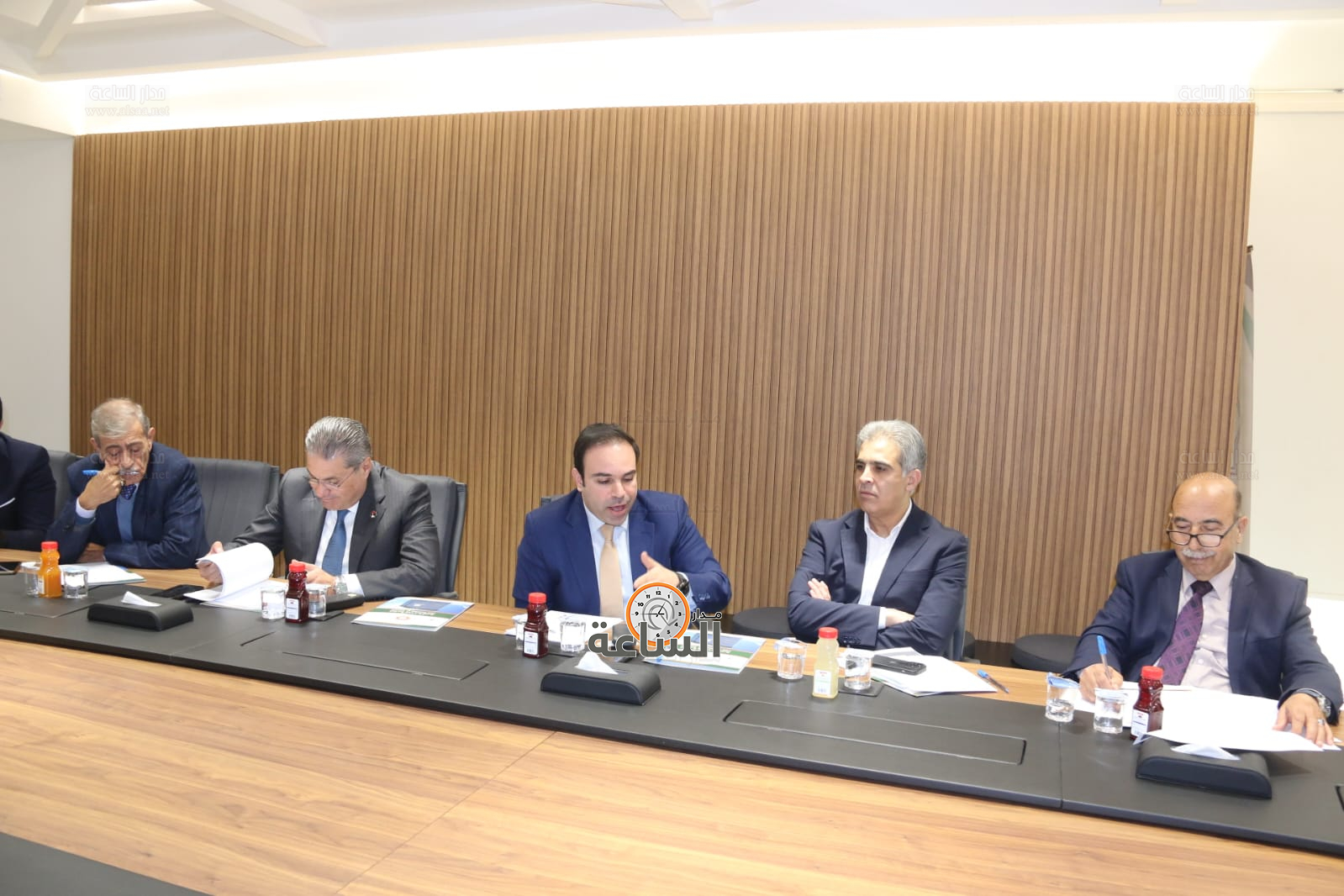 Madar Al-Saa Images 0.823233008058598