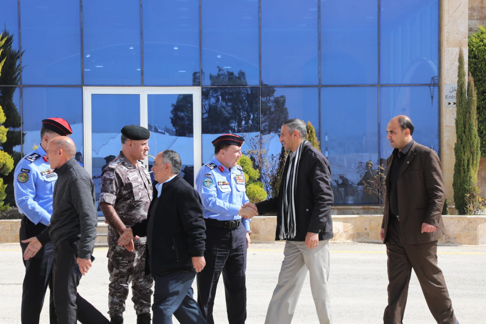 Madar Al-Saa Images 0.7639659412500317