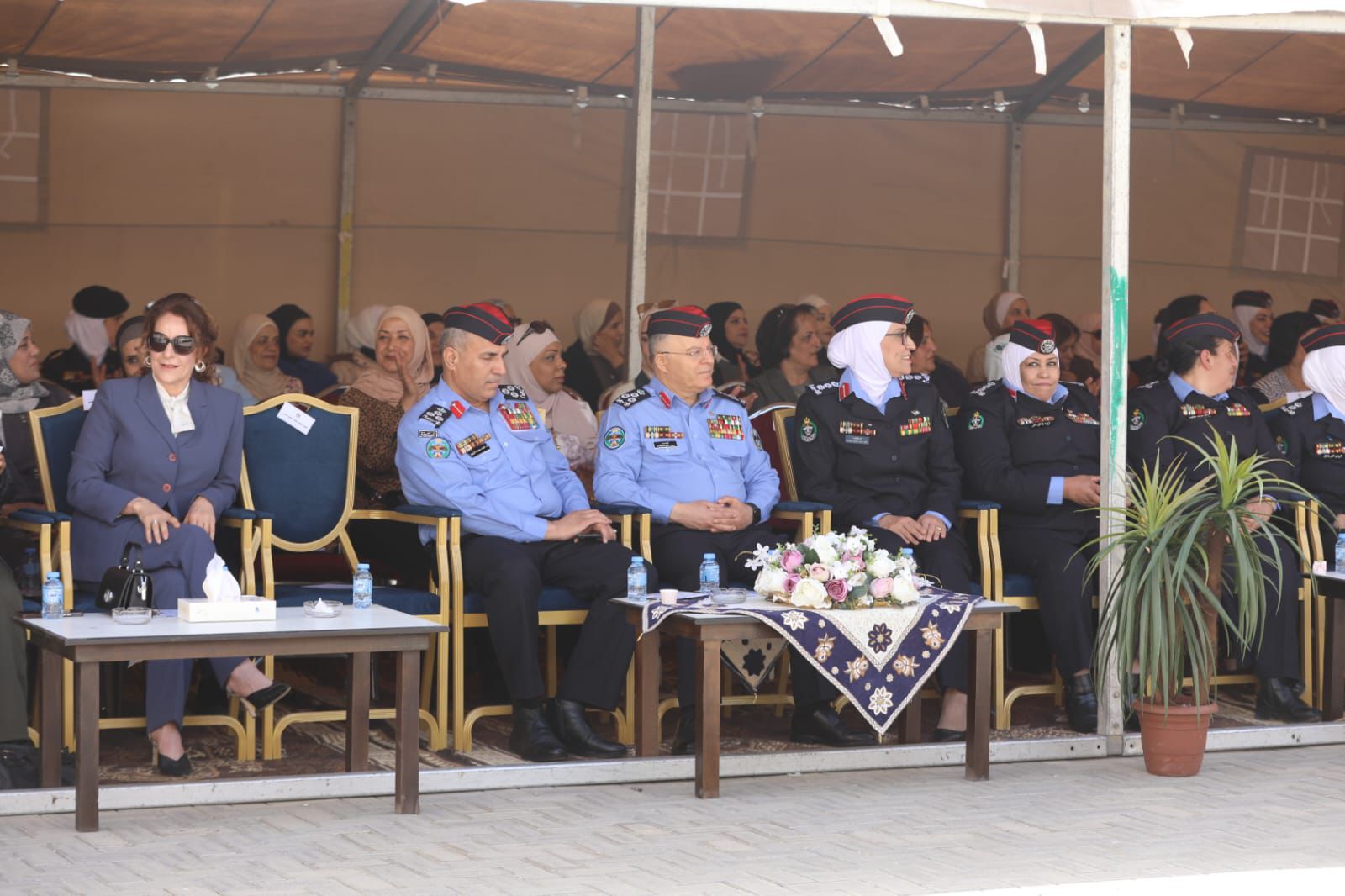 Madar Al-Saa Images 0.8984588769365137