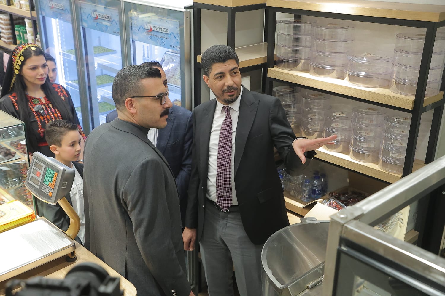 Madar Al-Saa Images 0.11933990342203615