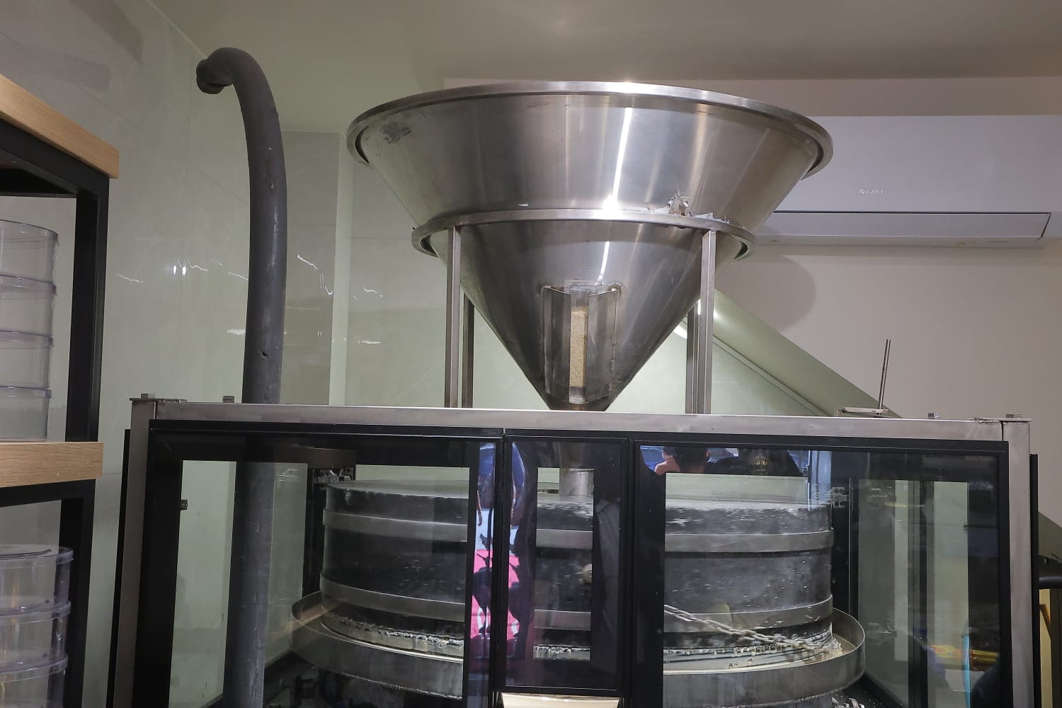 Madar Al-Saa Images 0.015409069323011226