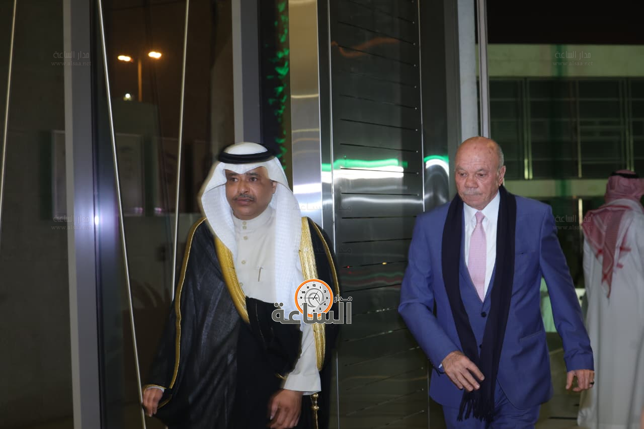 Madar Al-Saa Images 0.9910827209601023