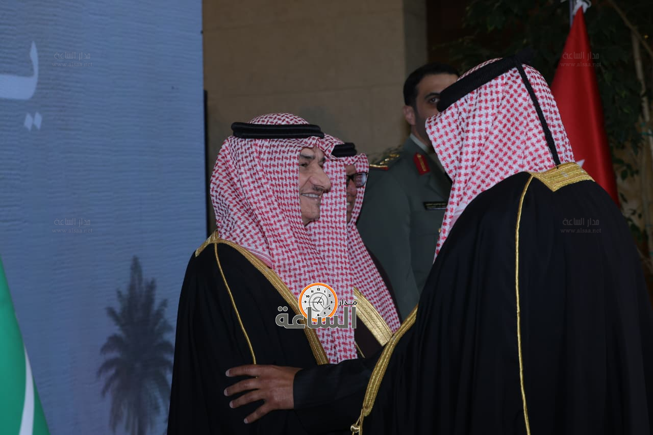 Madar Al-Saa Images 0.36258453181063344