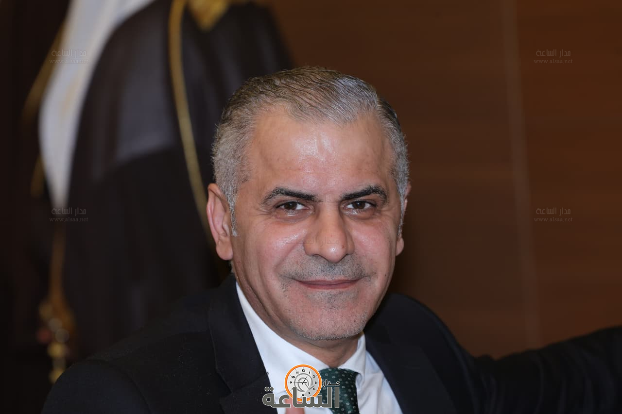 Madar Al-Saa Images 0.537827337828001