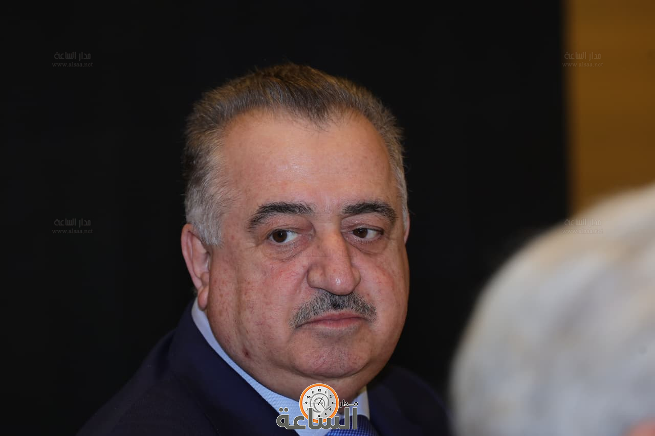 Madar Al-Saa Images 0.7402815303905019