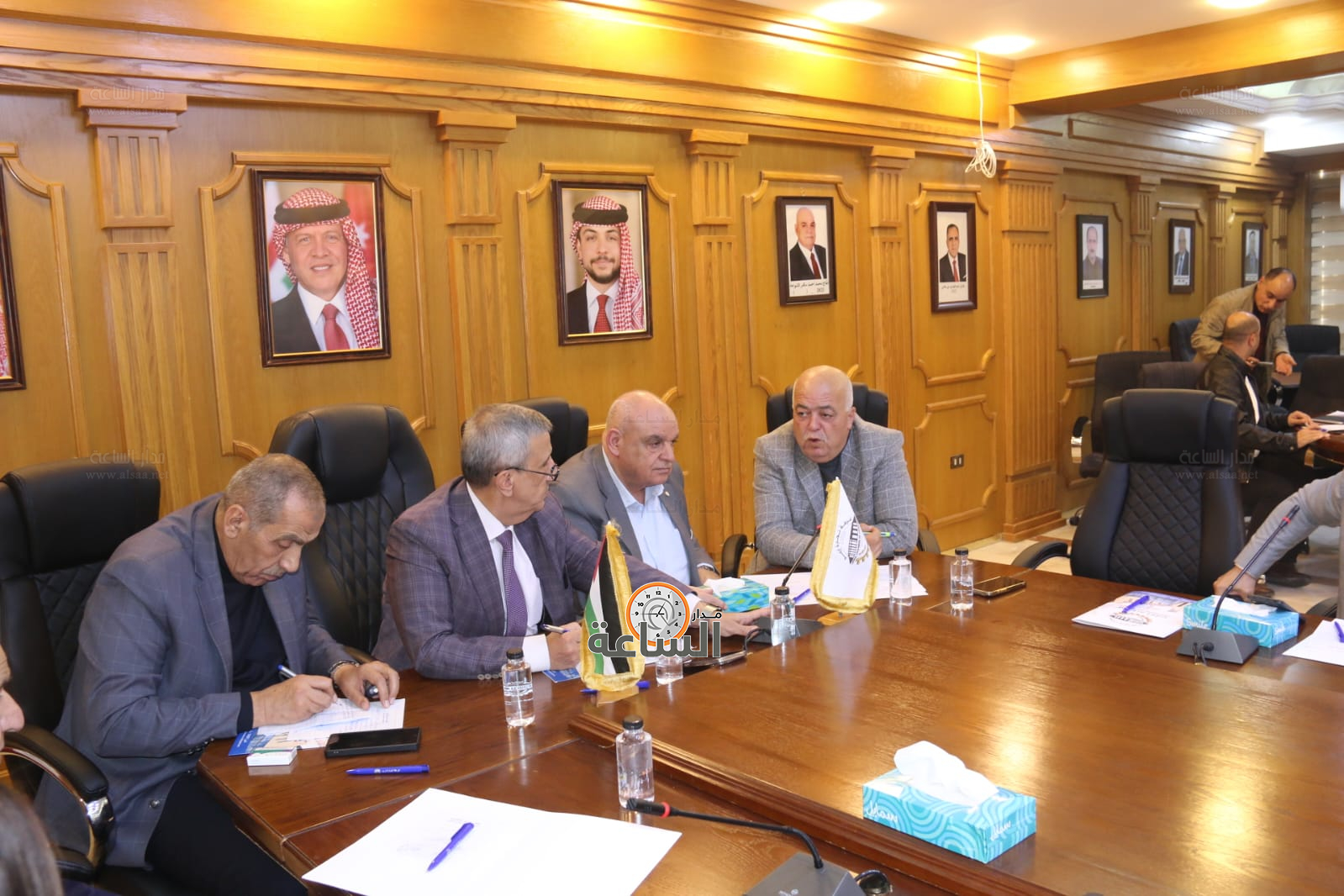 Madar Al-Saa Images 0.6924278921099474