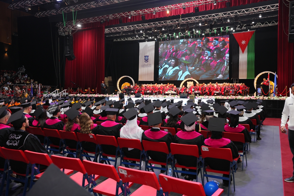 Madar Al-Saa Images 0.7304809568646702