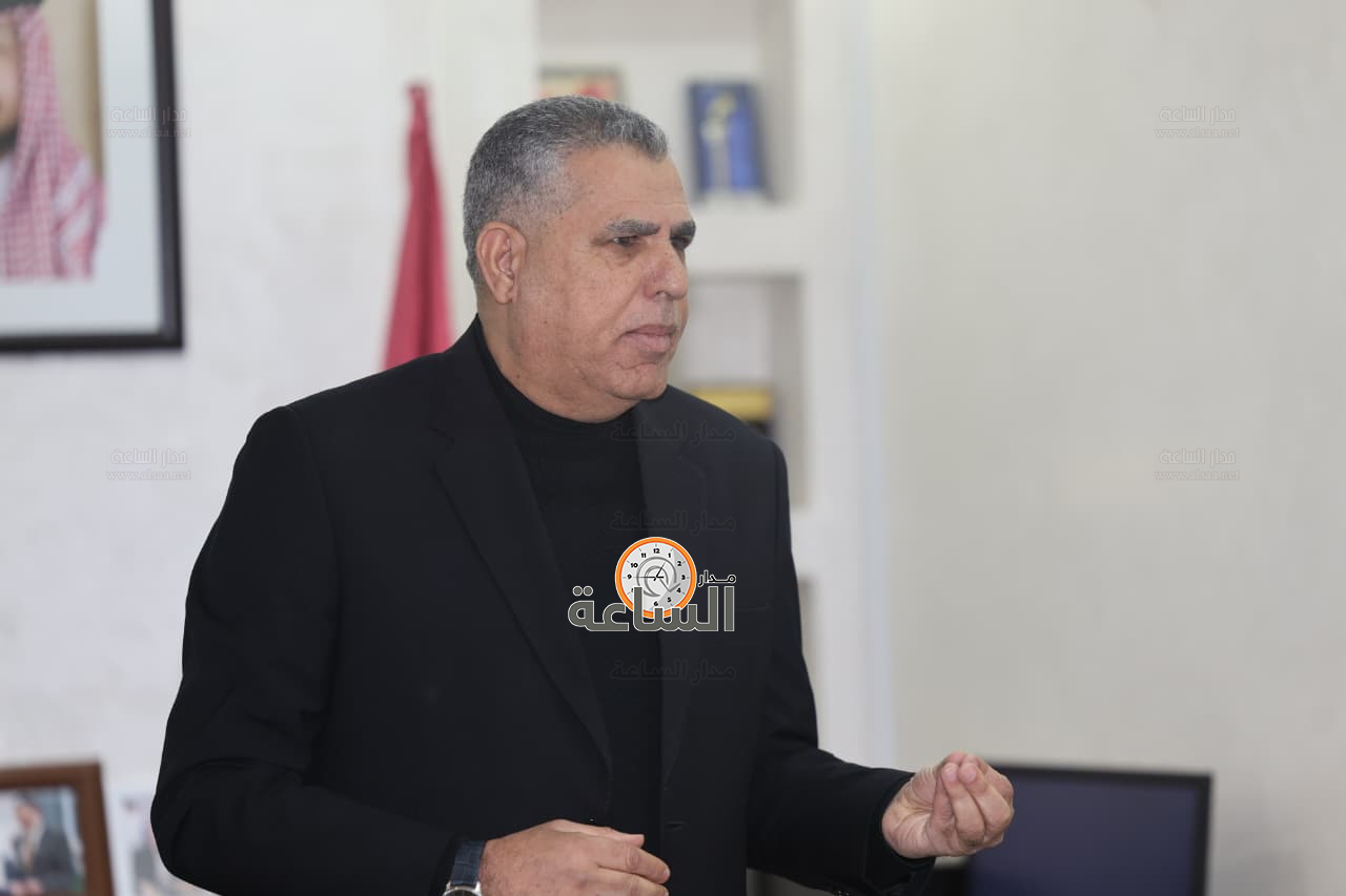 Madar Al-Saa Images 0.7526535655792698