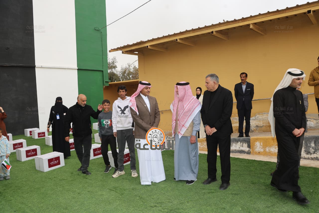 Madar Al-Saa Images 0.4371380675217078